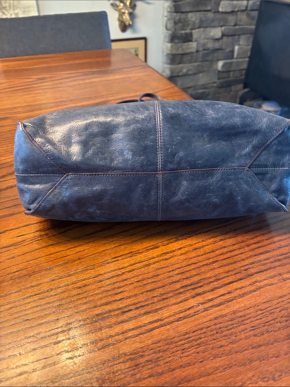 HOBO Friar Bag Vintage Women's Navy Leather Shoulder Bag in Dark Brown - Picture 5 of 16